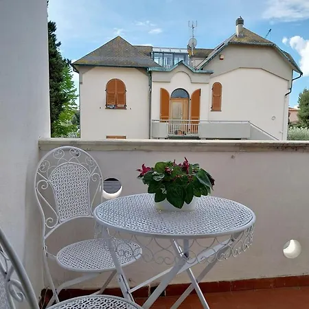 Apartmán Toscana Luminoso Con 2 Grandi Camere, Giardino E Posto Auto Privato