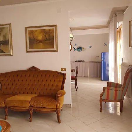 Toscana Grande In Con 2 Camere, Terrazze, Giardino E Posto Auto Privato Tutti Spazi Uso Esclusivo Cecina (Livorno)