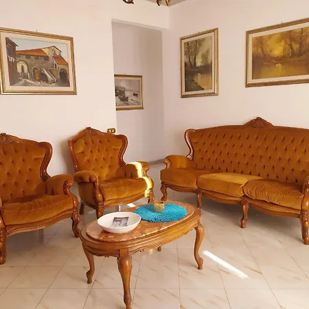 Toscana Grande In Con 2 Camere, Terrazze, Giardino E Posto Auto Privato Tutti Spazi Uso Esclusivo Cecina (Livorno)