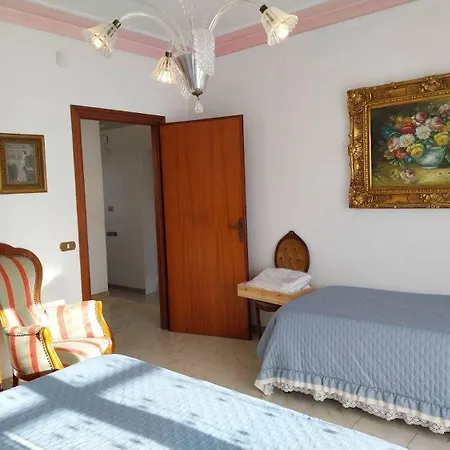 Toscana Luminoso Con 2 Grandi Camere, Giardino E Posto Auto Privato Apartment *
