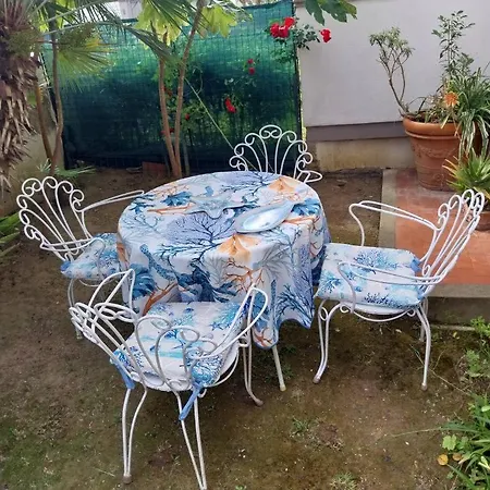 Apartment Toscana Grande In Con 2 Camere, Terrazze, Giardino E Posto Auto Privato Tutti Spazi Uso Esclusivo
