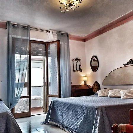 Toscana Grande In Con 2 Camere, Terrazze, Giardino E Posto Auto Privato Tutti Spazi Uso Esclusivo Apartment